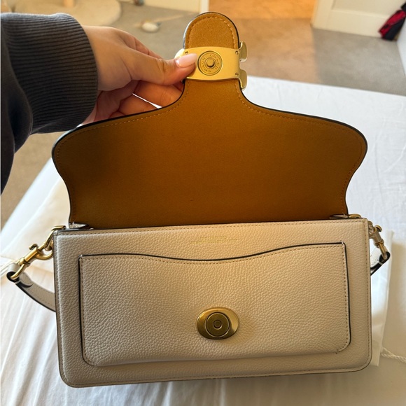 Coach tabby 26 shoulder bag in Chalk - Picture 3 of 4